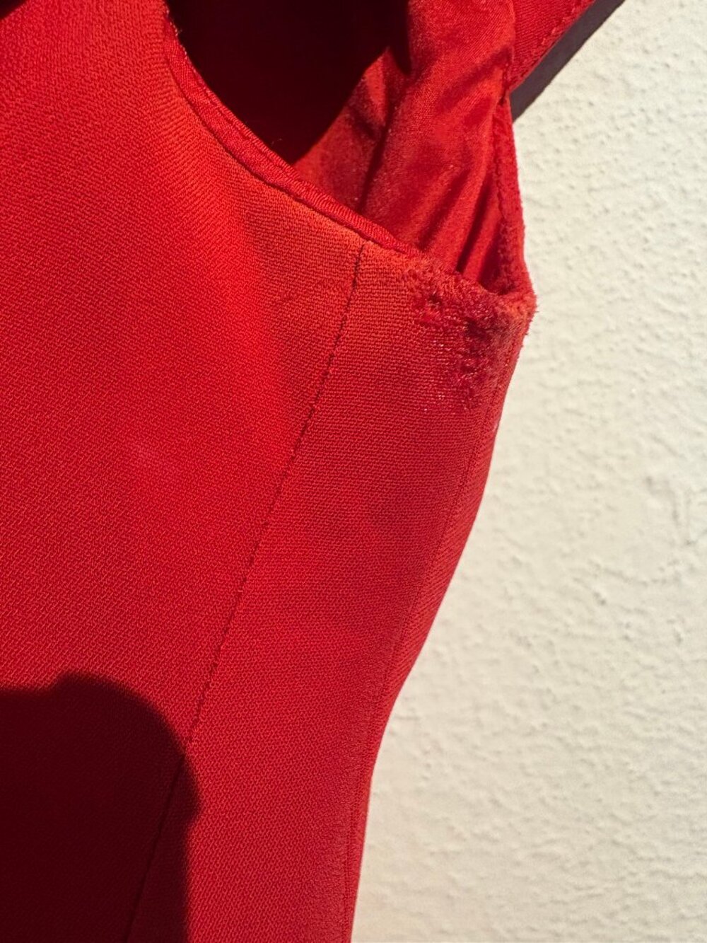 Reiss Red V-Neck Short Sleeve Tailored Midi Dress Size US 6 - Picture 5 of 11